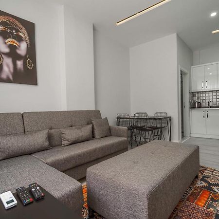 דירות אנטליה Charming And Central Flat Near Beach In Muratpasa מראה חיצוני תמונה