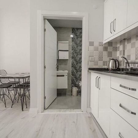 דירות אנטליה Charming And Central Flat Near Beach In Muratpasa מראה חיצוני תמונה